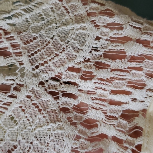 METAPHOR, beautiful short sleeve blouse. Size medium  cream color. Crochet lace, - Picture 12 of 12